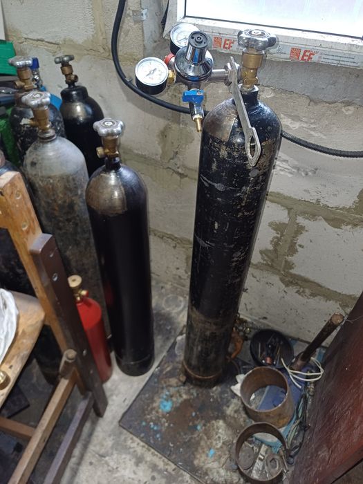 Шланги для перекачки углекислоты.