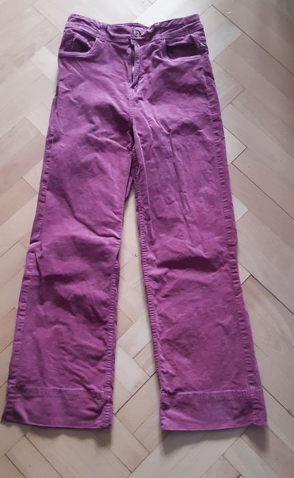 Spodnie rozszerzone nogawki