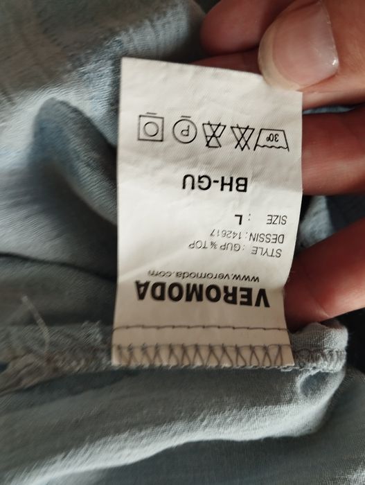 Bluzka w paski, błękitna, rękaw 3/4, hafty koronką, dekolt caro, r.L V