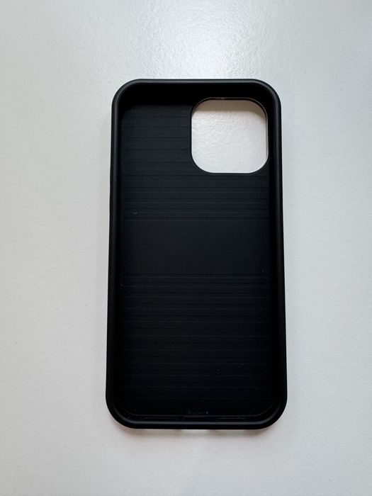 Capa BURGA para iphone 13 pro max como nova