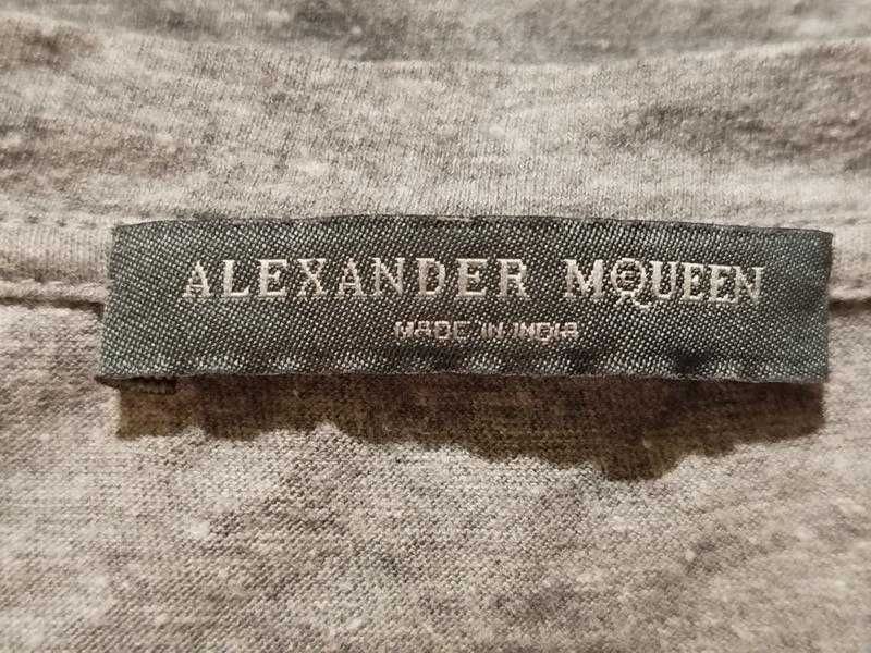 Серая футболка с черепом вышивка Alexander McQueen