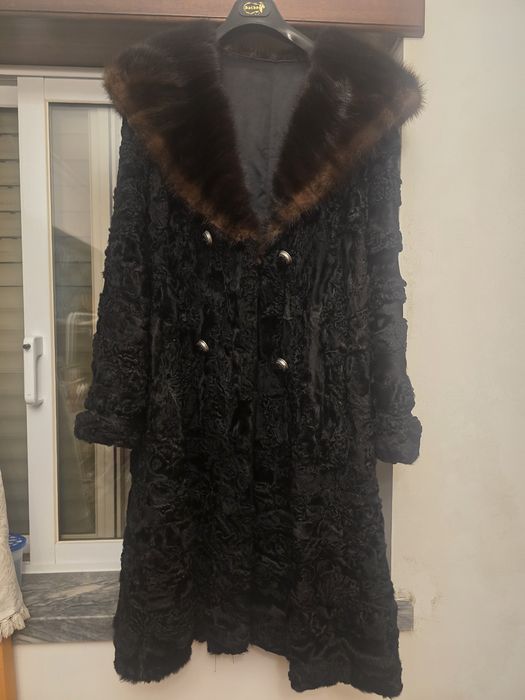 Casaco  caraculo com pele natural