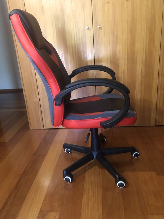 Cadeira de escritorio gaming