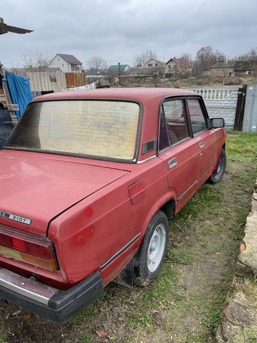 Продам ваз 2107