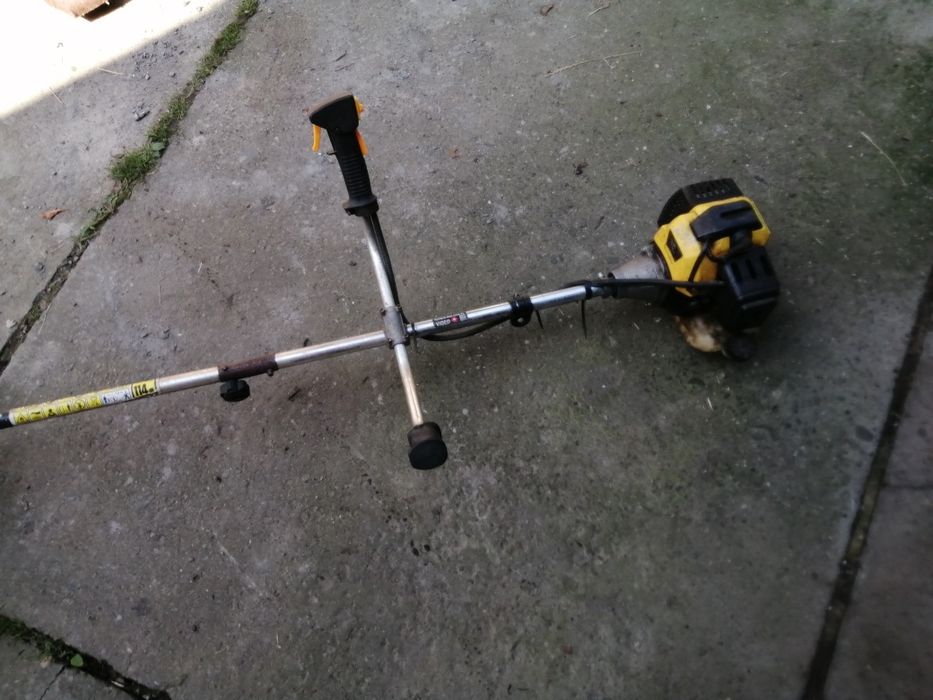 Kosa spalinowa sprawna