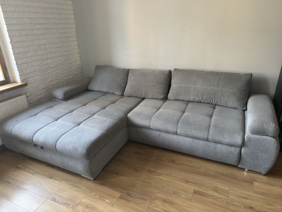 Kanapa narożna z funkcją spania