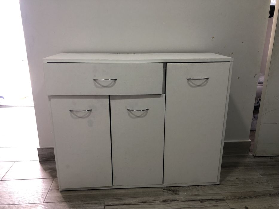 Parteleira em bom estado 1 mes de uso .ja nao preciso