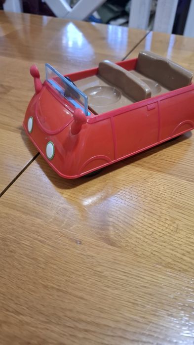 Іграшка сімейний автомобіль свинки Пеппи Peppa Pig