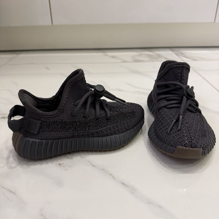 Детские кроссовки Adidas Yeezy 350 (28)