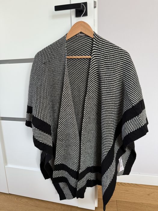 Ponczo w drobną pepitkę