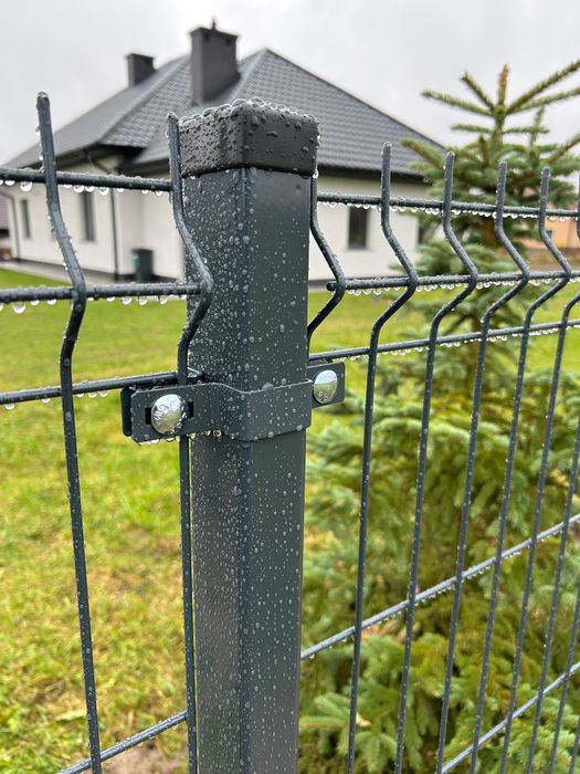 Komplet ogrodzenia panelowego fi 4mm + podmurówka