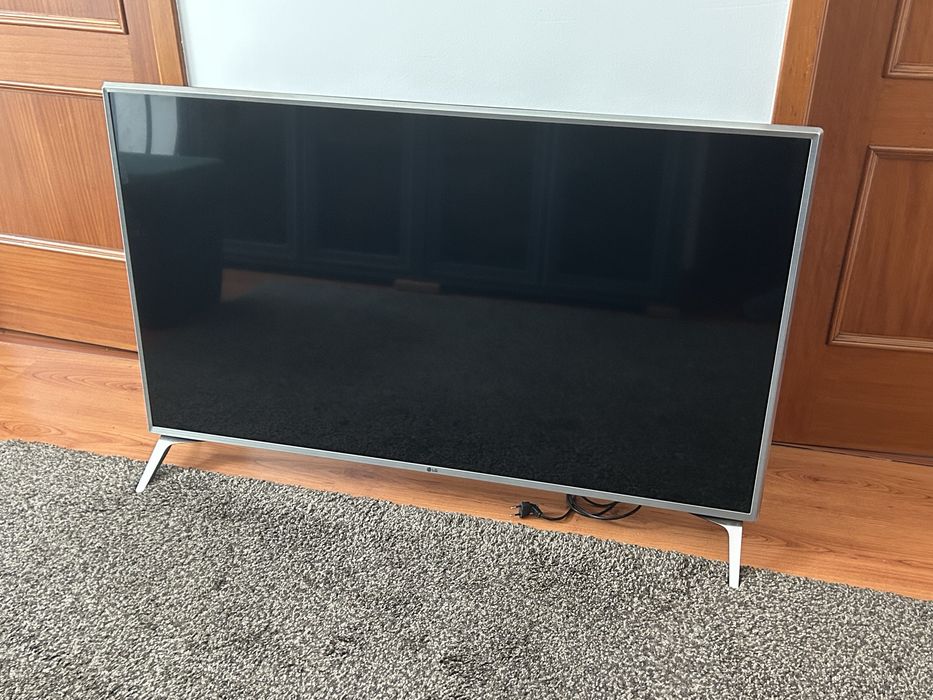 SmartTv LG  49 polegadas 4K (Ler Descrição)