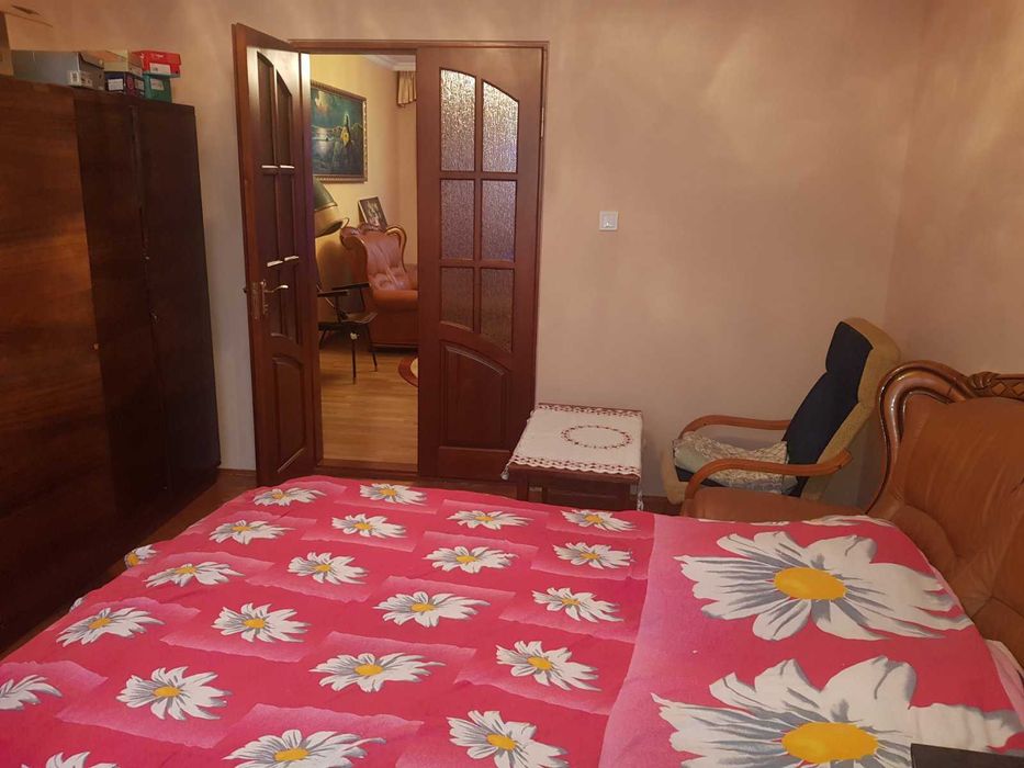 кімната у 4-х кімнатному будинку, м. Кам'янка-Бузька