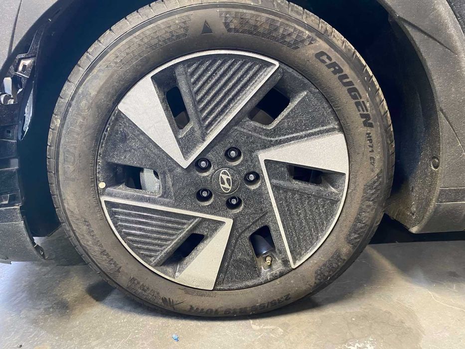 kumho crugen hp71 ev 235 55 r19 101h