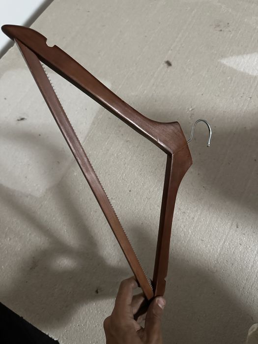 Conjunto 50 cruzetas cabides madeira