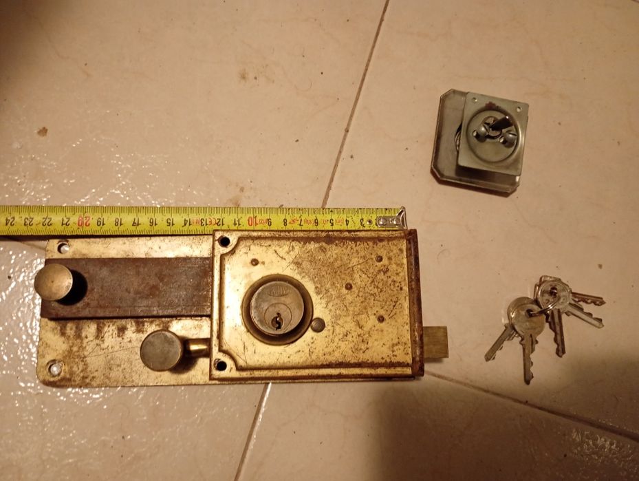 Fechadura Vintage de Segurança