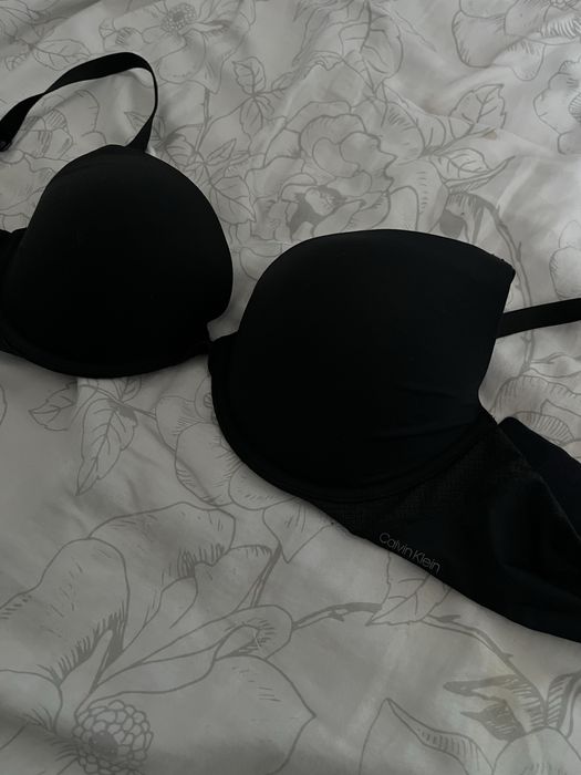 biustonosz Calvin Klein