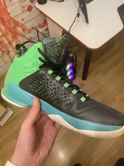 Красовки Nike Air Jordan Jordan melo m11