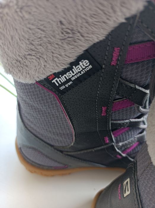 Salomon утеплені ботінки.