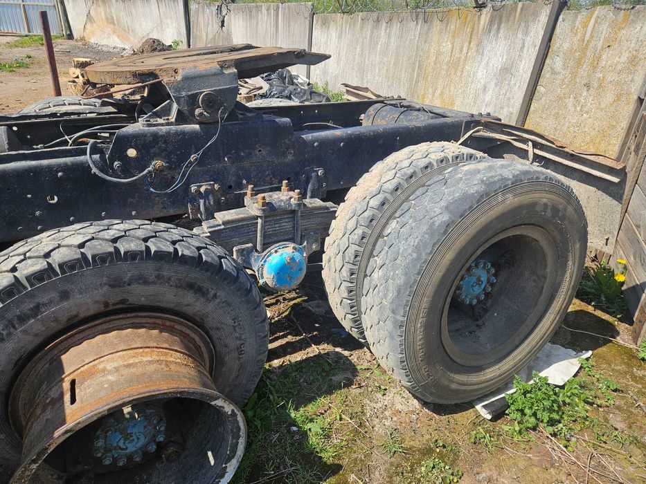 Сідловий тягач Камаз-5410