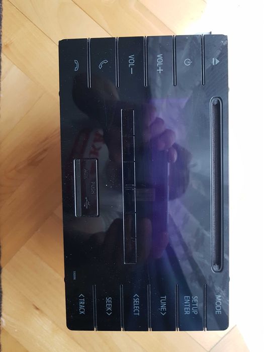 radio do Toyoty Auris po lifcie