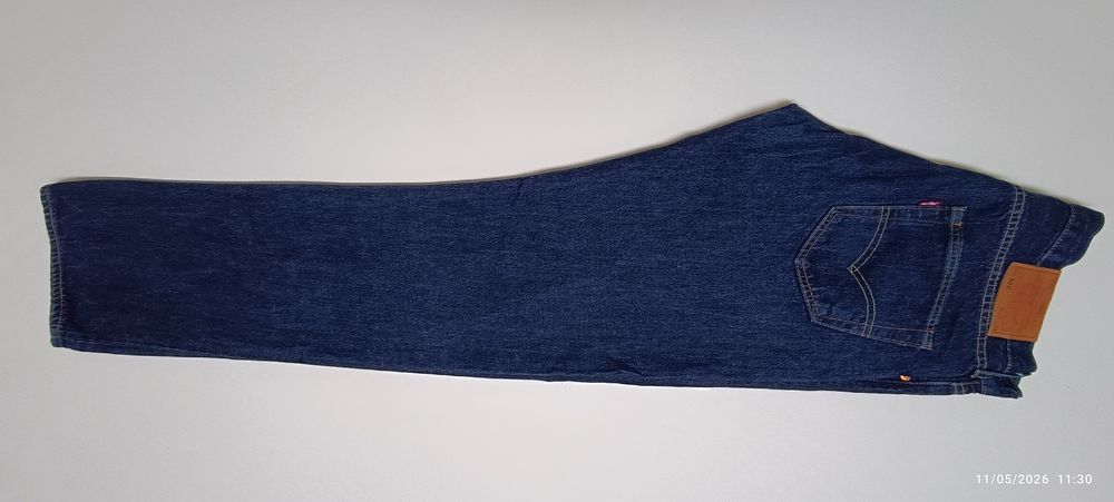Levi's 501 W32L34