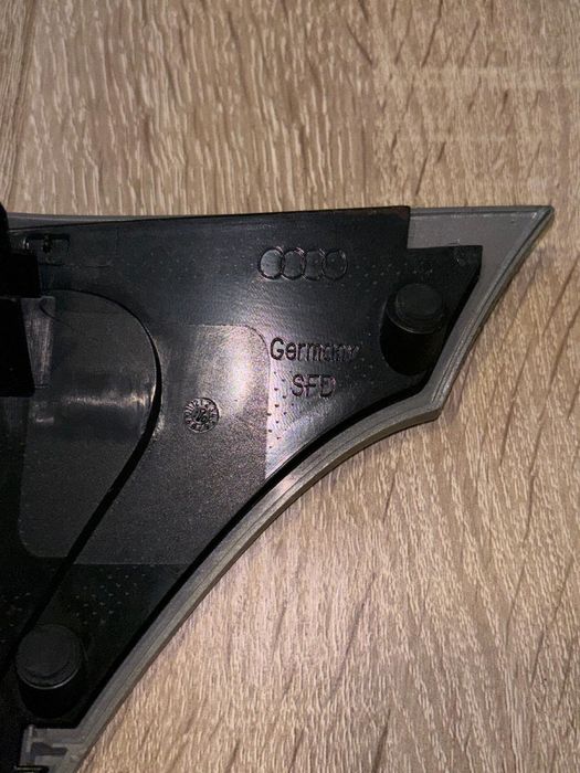 Moldura para radio AUDI A4
