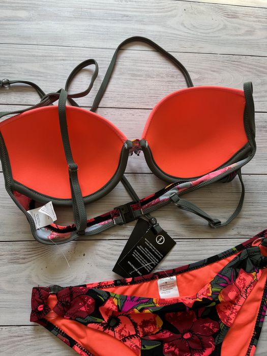 Яскравий купальник Німеччина mister lady