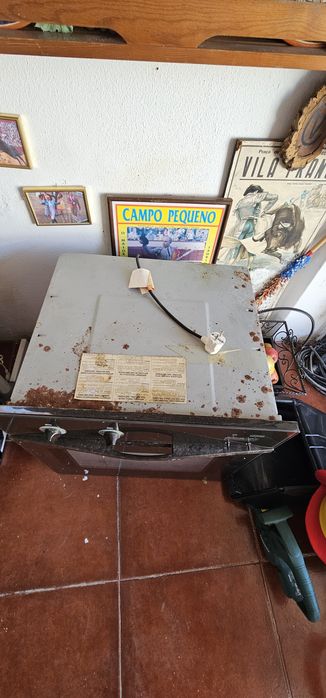 Forno Ariston elétrico usado