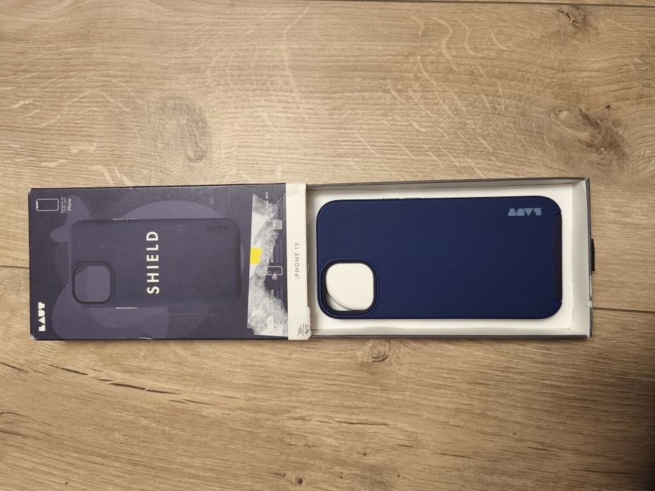 Nowe etui Laut Shield do iPhone 13/ 13 Pro