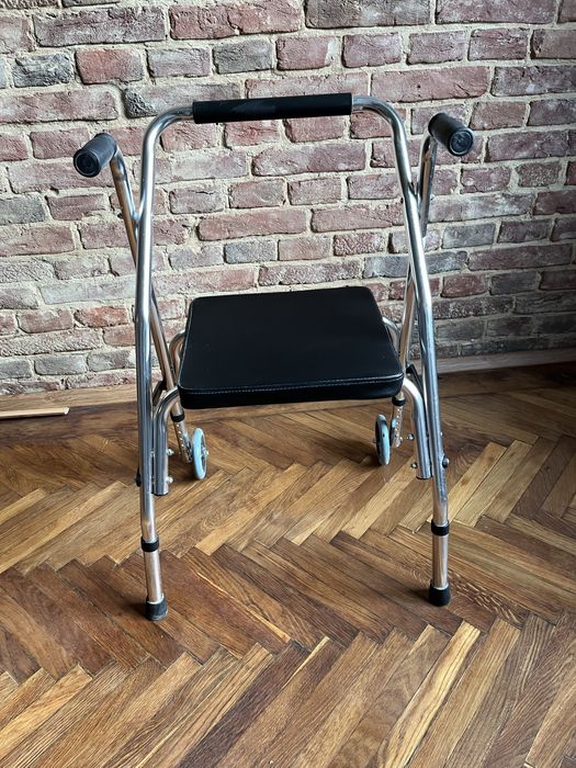 Ходунки для дорослого Vhealth VH901 на колесах, з сидінням