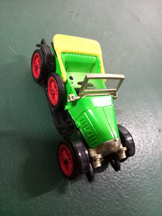 Carro coleção - Parsley the Bullnose Car by Dinky Toys 1970