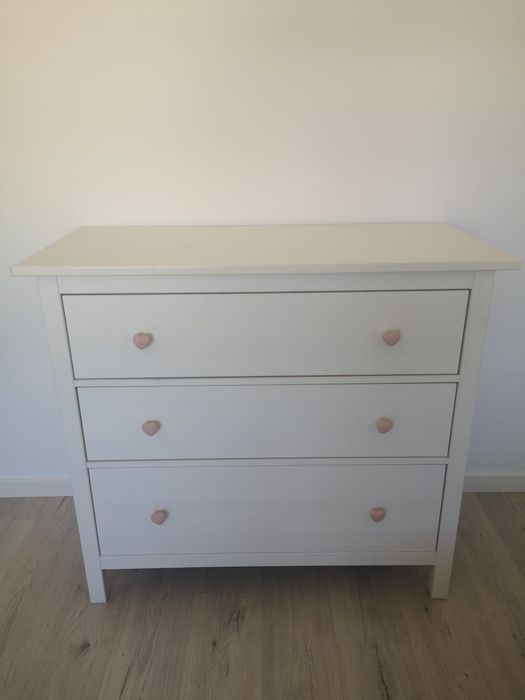 Cómoda Hemnes c/puxadores