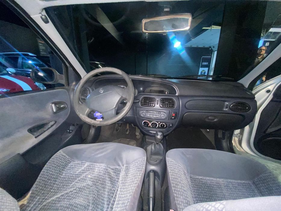 Renault Megane 1.9dci Clássic ano 2002