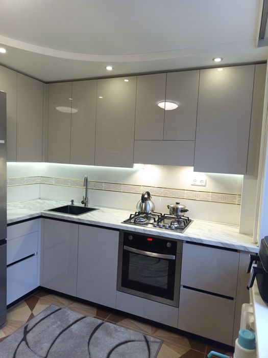 Мебель на под  заказ  кухня,шкаф,детская,спальня,ванная,офисная,кафе,к