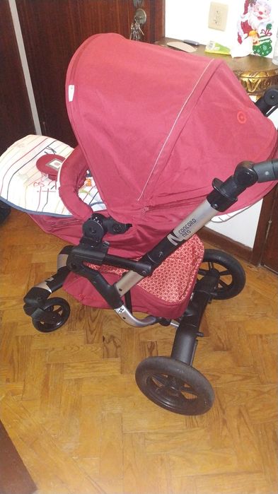 Carrinho de bebê todo o terreno marca Jane em muito bom estado!