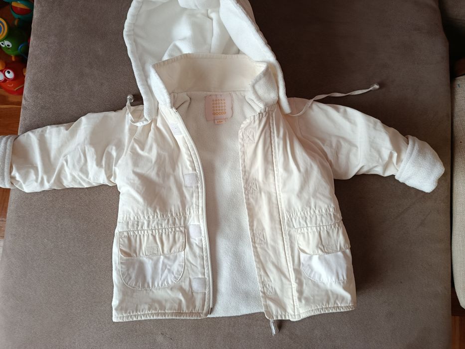 Дитяча курточка біла і жовта