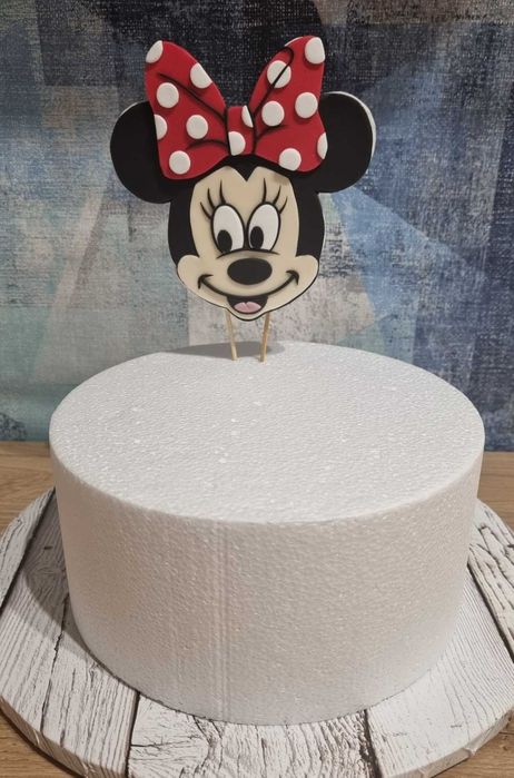 Figurka 2D Myszka Minnie z masy cukrowej na tort