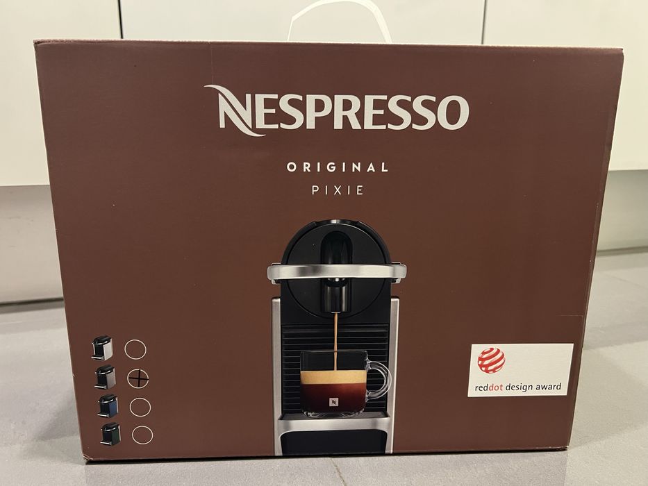 Maquina Nespresso Pixie (Nova/ Por Abrir)
