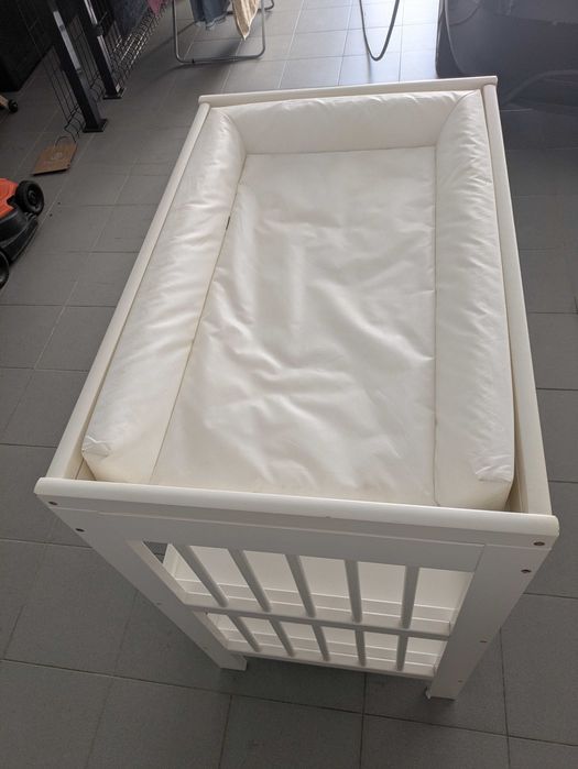 Trocador Gulliver IKEA + Colchão + Acessórios – Excelente estado – 55 €