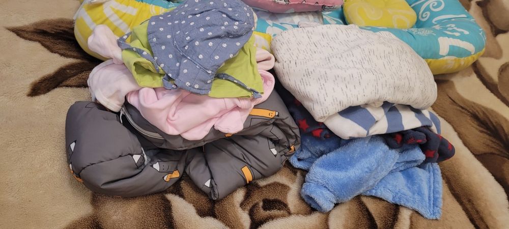 Речі для малечі  переважно для дівчинки