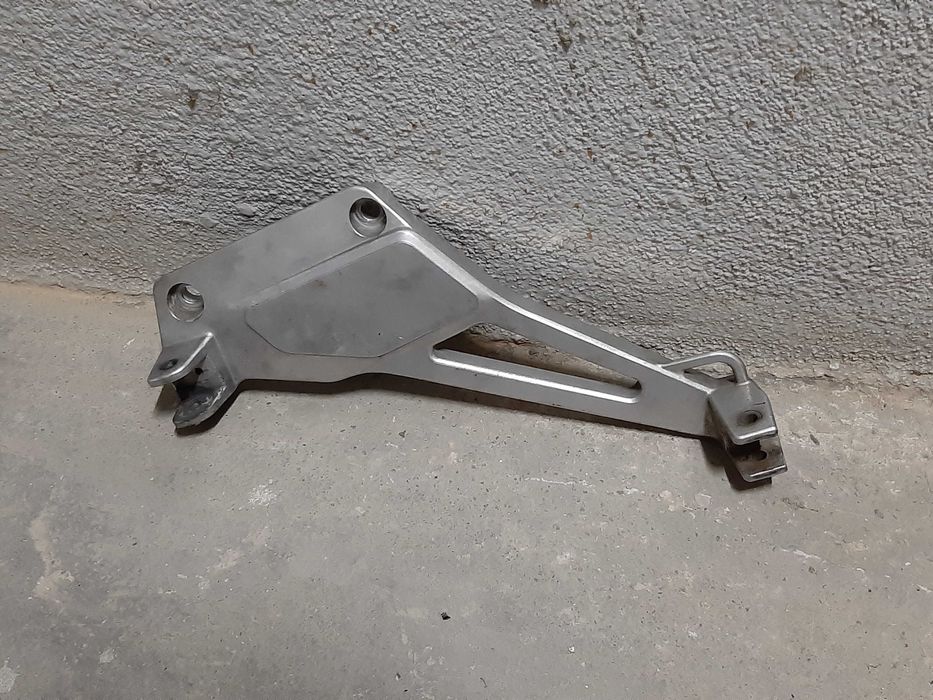 Suporte dos pisa pés Honda CB500