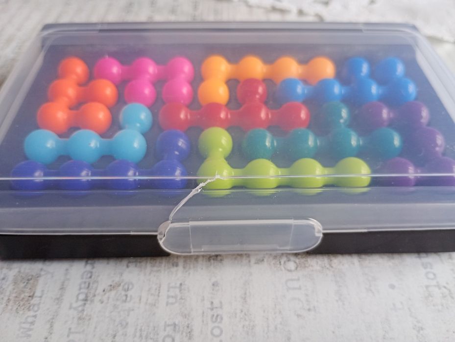 Gra IQ logiczno - zręcznościowa