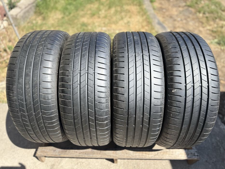 225/55R17 Bridgestone Turanza T005