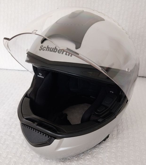 Capacete Schuberth C3 com intercomunicador integrado