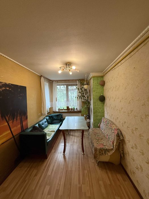 Унікальна 5+кімнатна квартира з гаражем, 2 кухнями та окремим входом