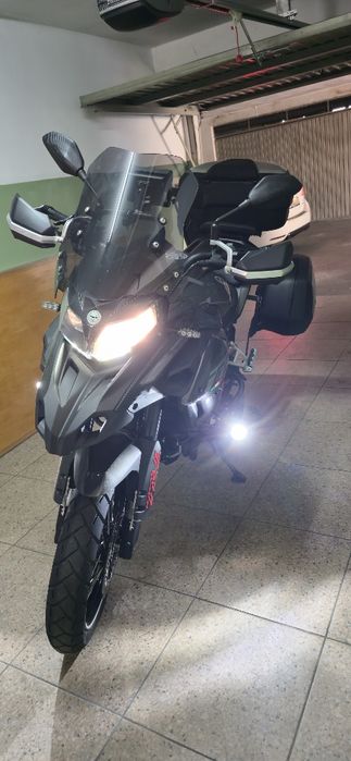 Benelli trk502x  como nova