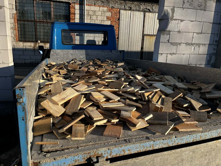 Drewno na opał z odpadu