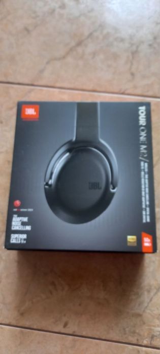 JBL Tour One M2 Black