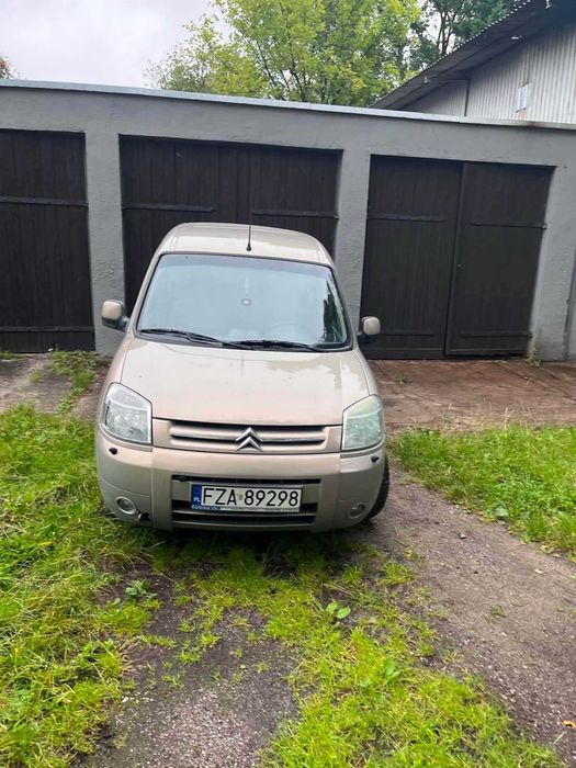 Citroen Berlingo 1,6 benzyna 2004r hak